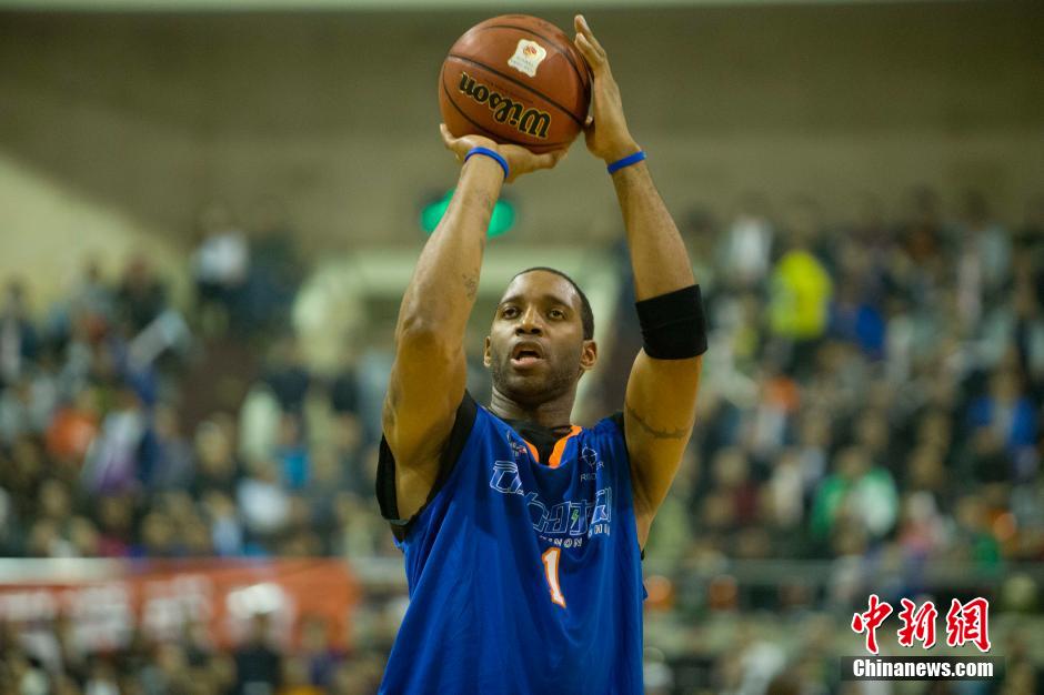 打入了他的 打入了他的